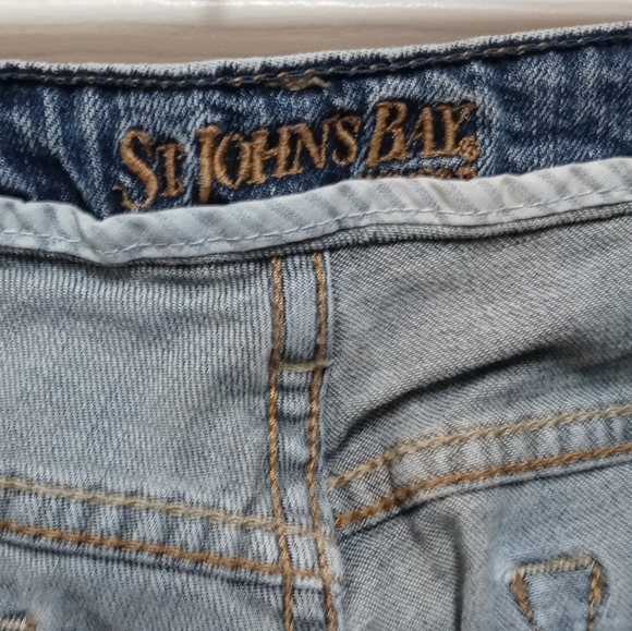 St John's Bay Women's Blue Jeans Vintage - Picture 4 of 8